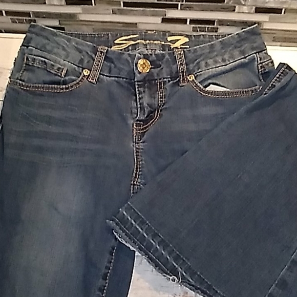 Seven 7 4 flare raw hem - Picture 1 of 3